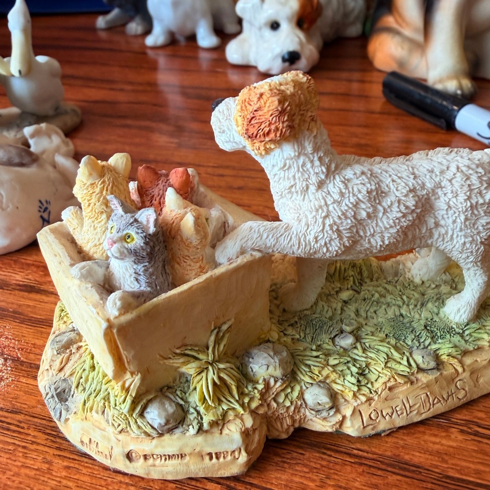 Lowell Davis Schmid Free Kittens Figurine 1994 Dog and Cats Resin Sculpture 2508 - Picture 6 of 8